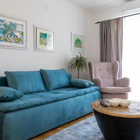 Apartment Dolly Completely Renovated 2023 Rovinj Exterior photo