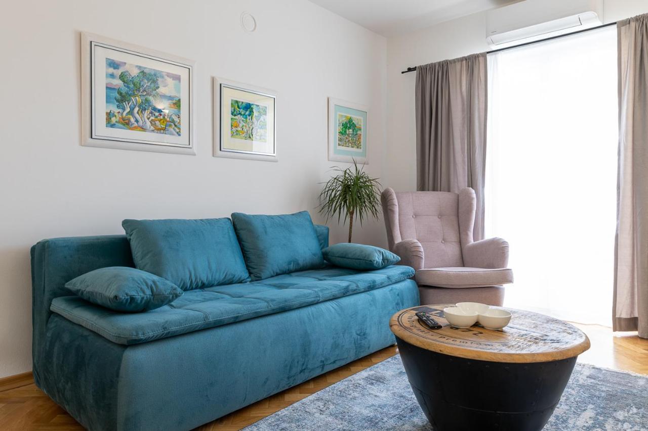 Dolly Completely Renovated 2023 Apartment *