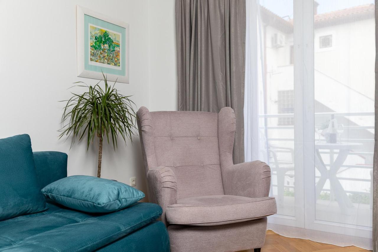 Dolly Completely Renovated 2023 Apartment